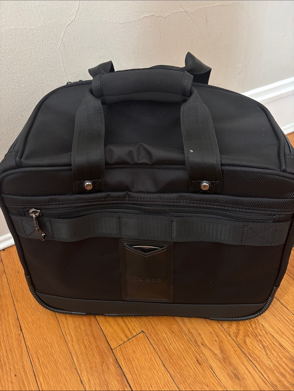 Travel Pro Multi Purpose Tote NWT - Picture 2 of 3